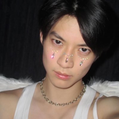 aston_lvr's profile picture. ★ ⋮ cyber lover of #chokunaston ⸝⸝ also busy...