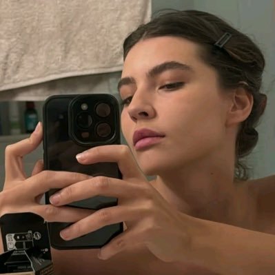 tnubutera's profile picture. 🤙🦥🌺🌈✨🩺🪬