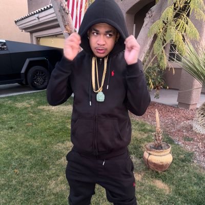 domo10427's profile picture. buss a play