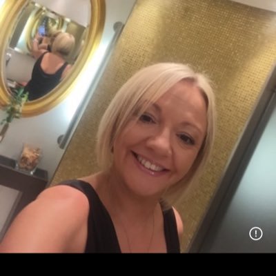 sallybloxsome's profile picture. 