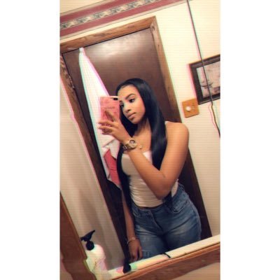 hereforthe46's profile picture. 