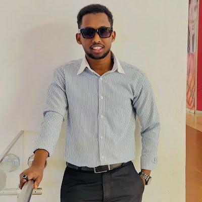 IsmailAli11402's profile picture. 