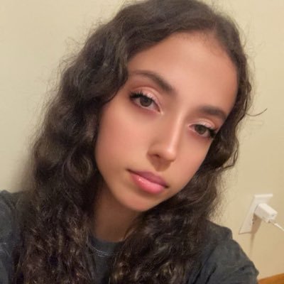 ramosar5's profile picture. 25 🥰💜🇵🇷