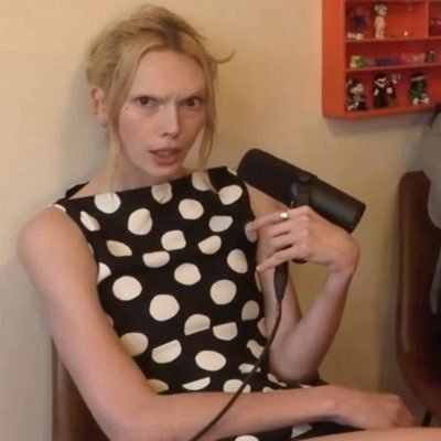 siomaian's profile picture. ♏. i will not accept a life i do not deserve 🫧⋆｡˚