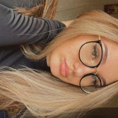 ria_ariya45758's profile picture. 