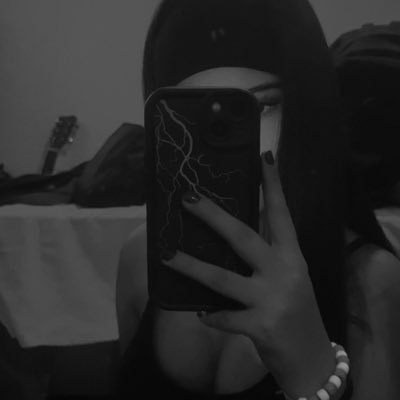 25bluee's profile picture. 