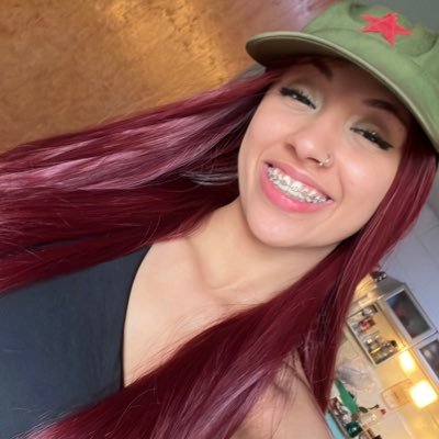 yasshsz's profile picture. 💍 • malvadeza ☯️