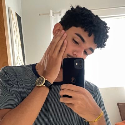 edufl_'s profile picture. nada pessoal, só contra ex’s amores e bolsonaristas🤘