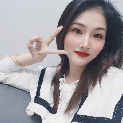 FreelonTri6917's profile picture. 生活本沉闷，但跑起来有风。