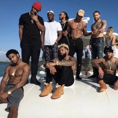 DulCarter_'s profile picture. graphic designer | Theo Johnson Enthusiast | NYG | GSW | RUTGERS | #𝕿𝖍𝖊𝕾 | #WillRichFC | #HyattFC | @flottisland