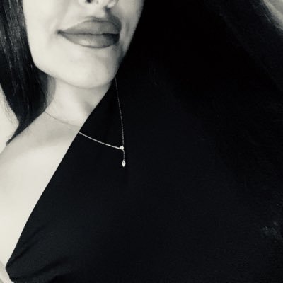 eilinl_0's profile picture. The rich , high ranking ,elegant princess