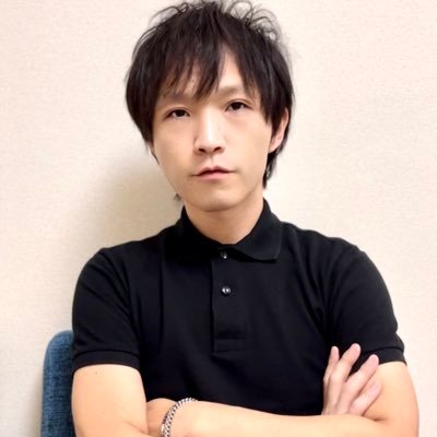 Buzzlooks's profile picture. プロコーチと整体師やってます。あと色んな動画つくってます。