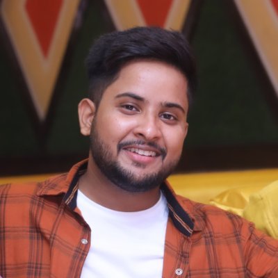 _siddhantmani's profile picture. Building ReactVibe — motion-first React components ⚡
Creating tools that solve real developer problems