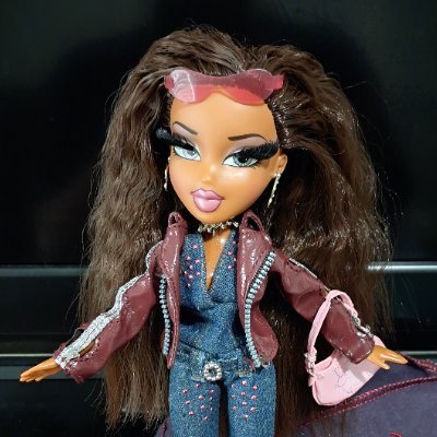 luxxcvntydreamz's profile picture. pretty and sad