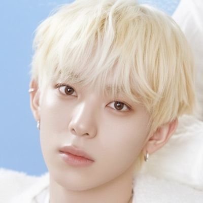 HanChihUniverse's profile picture. @AHOF_official                         
🐰🐈‍⬛ bias | OT9 ☆