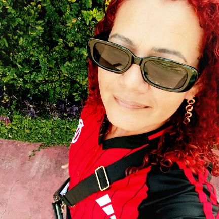 silvannaolive11's profile picture. tetra campeão da libertadores ❤️🖤