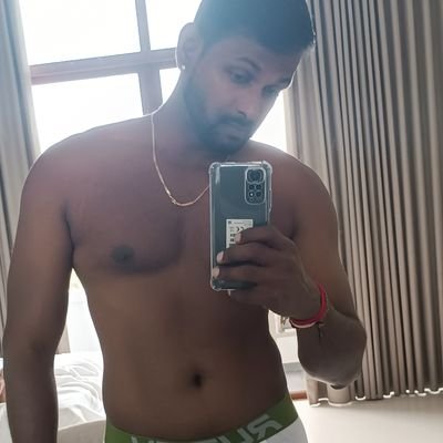 KohilanY35011's profile picture. 