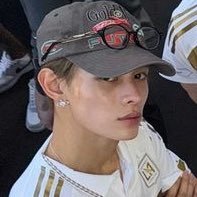 flatlinebizzlee's profile picture. 