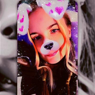 msqueenrae's profile picture. 