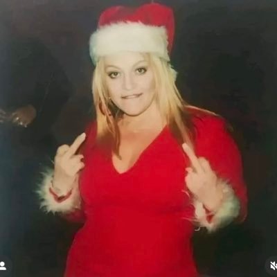 camilarz_'s profile picture. 