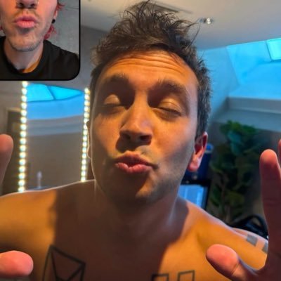 FAIRLYCLAIREE's profile picture. ⋆. 𐙚 ̊ you say things with your mouth 𝙘𝙤𝙗𝙬𝙚𝙗𝙨 and 𝙛𝙡𝙞𝙚𝙨 come out 𐙚 ̊ .⋆ » » !! saw tøp 10/11 |-/ PARX6!!!! 🎄