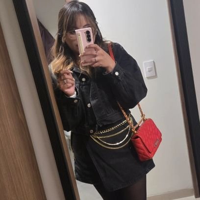 dikarhc's profile picture. color my life with the chaos of trouble 💫