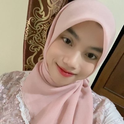 aanjarwati_'s profile picture. 22