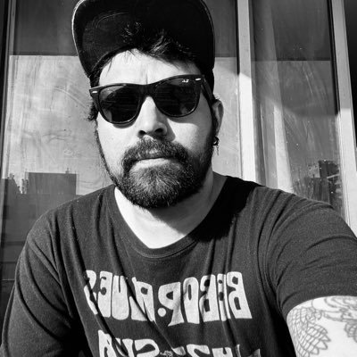 arturado's profile picture. Poco a poco voy soltando esta asquerosa red social.