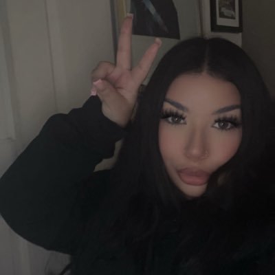 xoxoivonnex's profile picture. 🦋🇲🇽//PADRES 🤎💛//SDFC