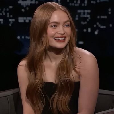 heartsvirushka's profile picture. 18