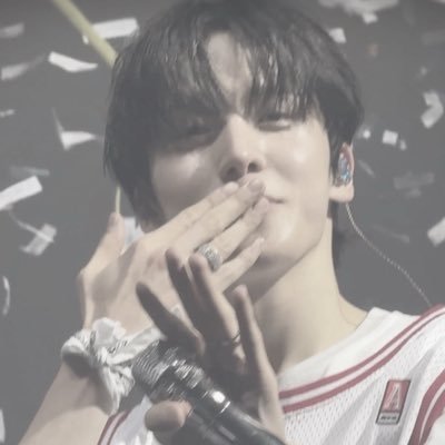 hwahourr's profile picture. જ⁀ my logbook ❤︎ ~ 𝘴𝘵𝘪𝘭𝘭 𝘥𝘳𝘦𝘢𝘮 𝘰𝘧 𝘧𝘰𝘳𝘦𝘷𝘦𝘳 𝜗ৎ-💭 ₊⋆ about 𝒶teez 𓂃 𝓱𝔀𝓪 & 𝘺𝘶𝘺𝘶 ﹢﹒ᶻ 🗒️