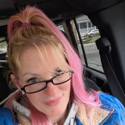 jeepgirlsparks's profile picture. Married💍 Army Combat Vet 🪖 Can't stand Trump 🍊🚫  Blue Crew 💙🌊 Be nice 🫂 or fuck off  🎶 ❣️3 Doors down❣️☺️🎙️🎸🥁 $5 to DM me, dammit