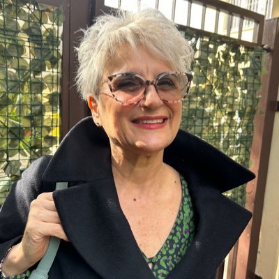 Lauretta171318's profile picture. 