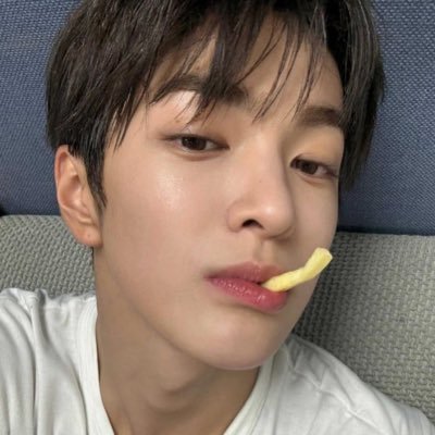 sudtjrxkeonho's profile picture. t-keonho
