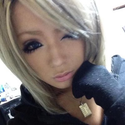 6eimos's profile picture. 21