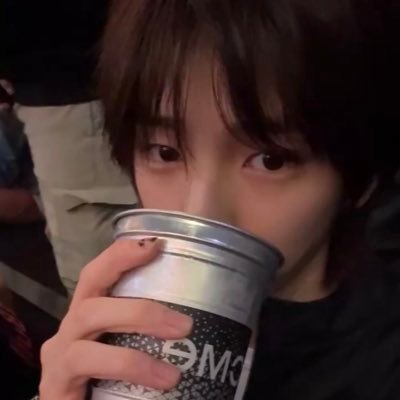 glicojrjuhoonx's profile picture. 