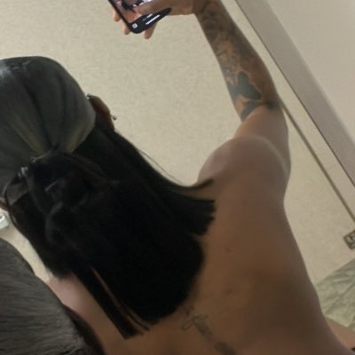 onnaclesha's profile picture. 🦋🪼🐬🦄🦚🫧🍯