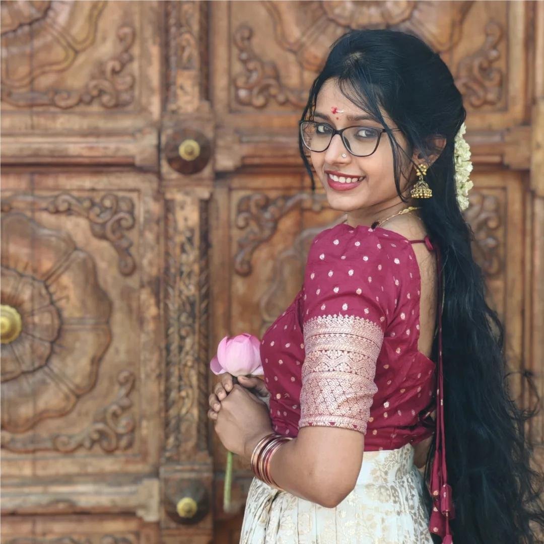 voxmwnhz88533's profile picture. 