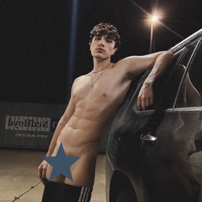 OP3NL3GS's profile picture. showoff from the south  • no limits