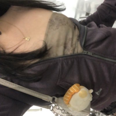 sarahmuaaaa's profile picture. (^-^ )