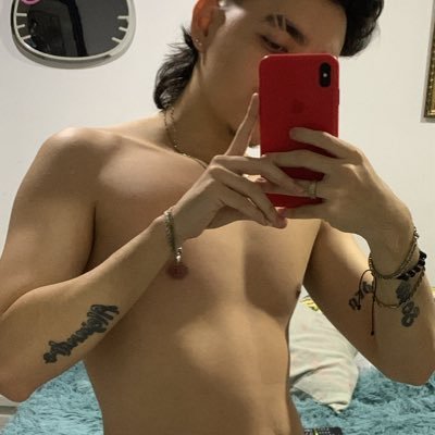 Alejand53279740's profile picture. 🚶🏻‍♂️…