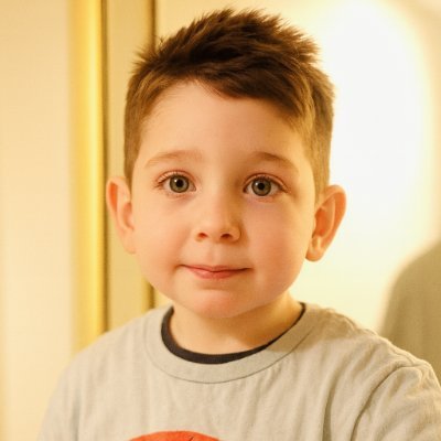 LoveWinsSuzuka's profile picture. 私たちは心から望むもののために戦わねばならない。