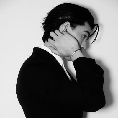 hushatelier's profile picture. minor and homophobic dni