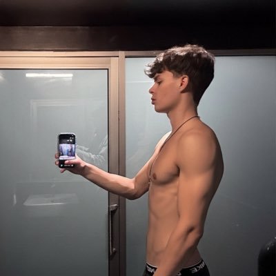 ELLINUTS's profile picture. https://t.co/t4unP8pwKR 🔗$5 (No PPV)