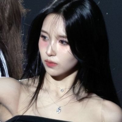 prwsilha's profile picture. ♪ . . 21 | tech student 💻 cloud && devops | exo | ₍^̮-̣^̮₎ zᶻ ⚤