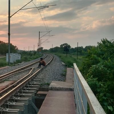 Ayush4172764630's profile picture. ❤️ सबसे खूबसूरत एहसास जिंदगी में कुछ ना कुछ नया करना है