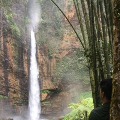 Orochimarufsud's profile picture. manusia boleh berencana, tapi saldo ATM yang menentukan