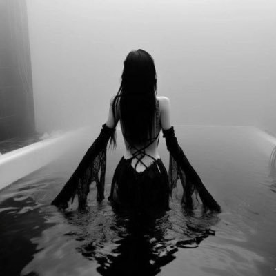 EljAmara's profile picture. ℬ𝓁𝑜𝑜𝒹 𝓆𝓊𝑒𝑒𝓃 #sexrp