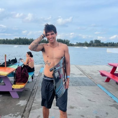 nichalus98's profile picture. 