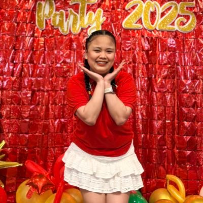 Sharlene040800's profile picture. 